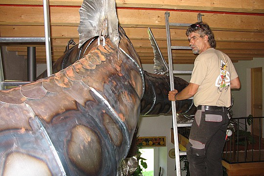 Fabrication d'un Dragon géant